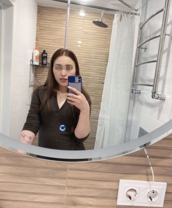 🌟 Со мной ты сможешь окунуться в мир наслаждений и удовольствия. Я знаю, как доставить истинное удовольствие и провести незабываемое время в Москве. 🌃
У меня есть большой опыт, и я открыта для новых экспериментов. Ты можешь рассчитывать на максимальное удовлетворение и релакс в моей компании. 😌
У меня есть отличные отзывы, так что ты можешь быть уверен, что я достойна твоего внимания. По запросу я с удовольствием отправлю тебе свои фото, чтобы ты мог убедиться в моей красоте и сексуальности. 💋
Живу в Москве и готова приехать к тебе в любое время, чтобы погрузиться в море удовольствия. 🌊 Не теряй времени, я жду тебя! 💫 Дарья